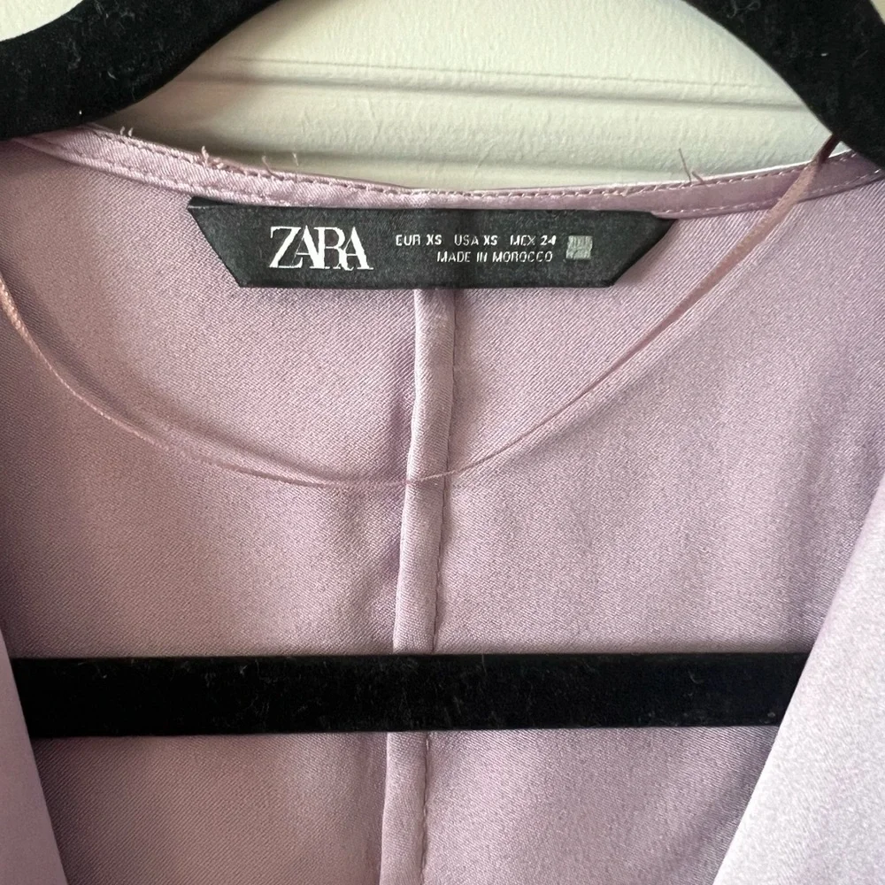 Zara Lavender Satin Knot-Front Crop Top - Picture 4 of 5